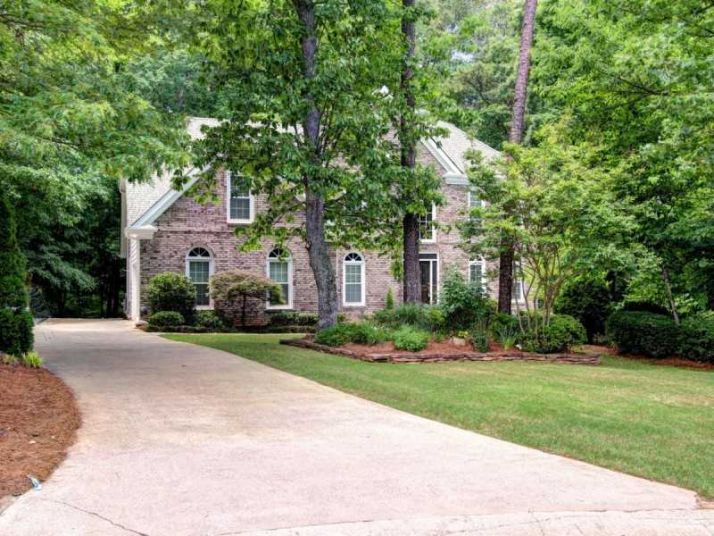 6098 Fairlong Bluff Nw, Acworth, GA 30101