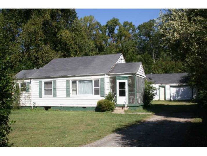 2590 Barrylynn Drive, Atlanta, GA 30360