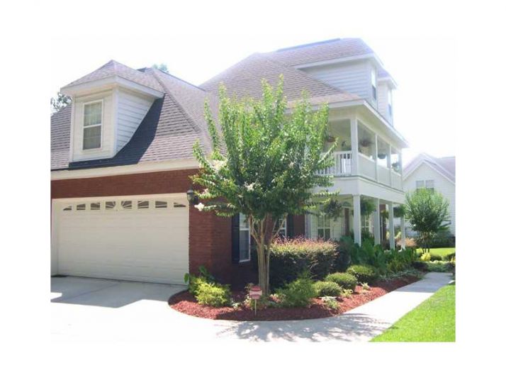 136 Glenda Drive, Bonaire, GA 31005