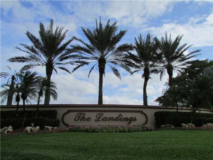 249 LANDINGS BL, Fort Lauderdale, FL 33327