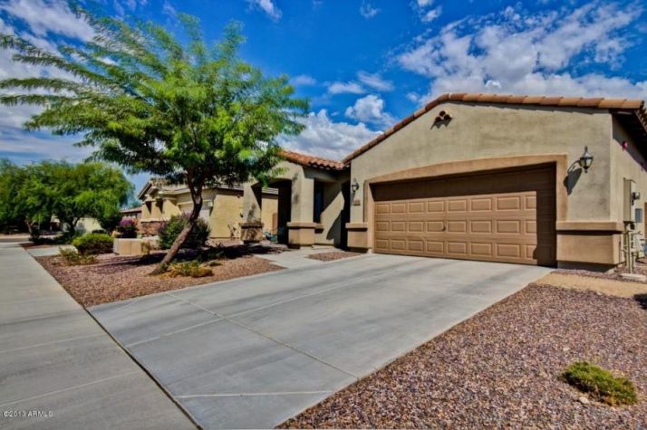 13252 W Chaparosa Way, Peoria, AZ 85383