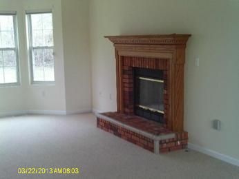 128 Kingsbrooke Blvd, Glen Carbon, IL 62034