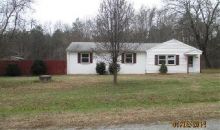 12028 Karen Dr Ashland, VA 23005