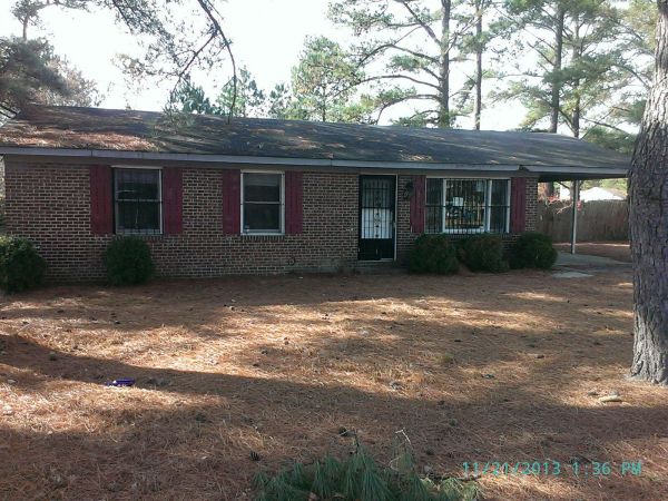 2196 Delta Dr, Fayetteville, NC 28304