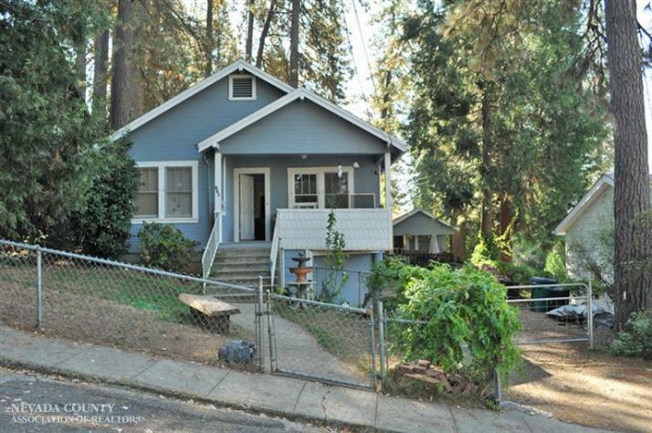 136 Mainhart Dr, Grass Valley, CA 95945