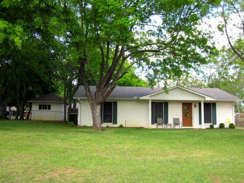 105 Croydon Dr., Prattville, AL 36066