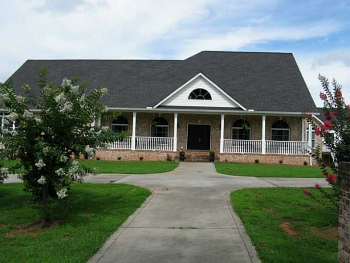 37 Summerwind Drive, Cedartown, GA 30125