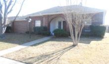 4910 Crestpoint Ln Garland, TX 75043