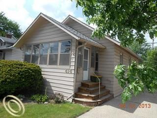 414 12 Mile, Royal Oak, MI 48073