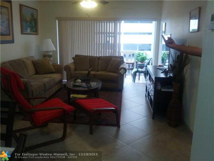 450 Paradise Isle Blvd # 208, Hallandale, FL 33009