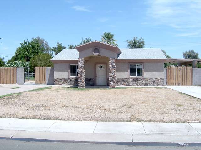 3020 E Sheridan Street, Phoenix, AZ 85008