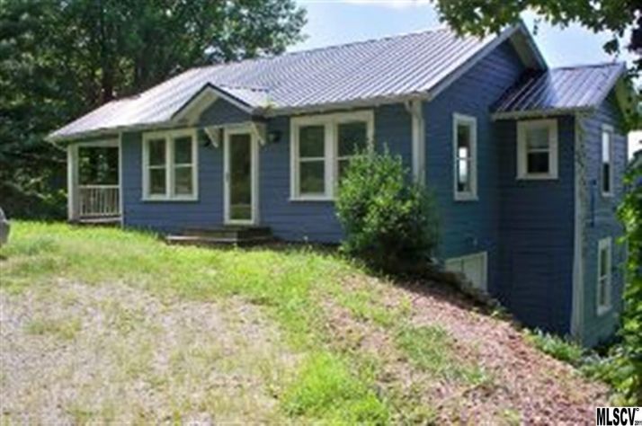 834 Norwood St Sw, Lenoir, NC 28645