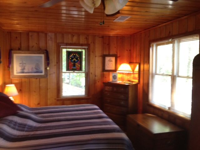 560 Lakeshore Drive, Titus, AL 36080