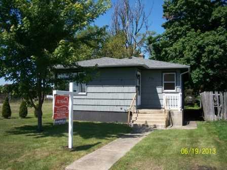 837 S Falcon St, South Bend, IN 46619
