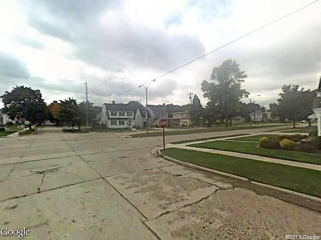 16Th, Manitowoc, WI 54220