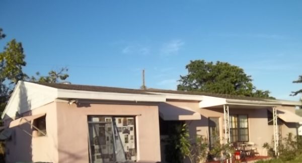 611 Nw 183rd St, Miami, FL 33169