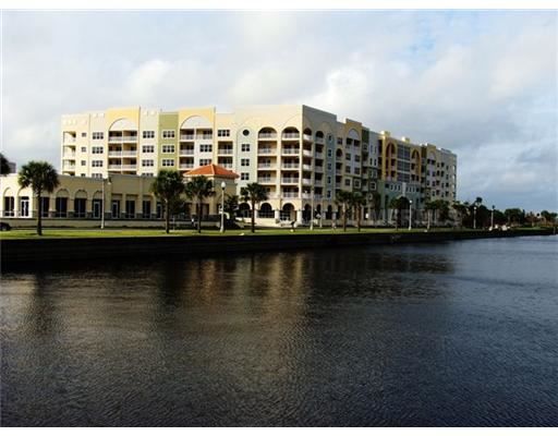 225 W Seminole Blvd #214, Sanford, FL 32771