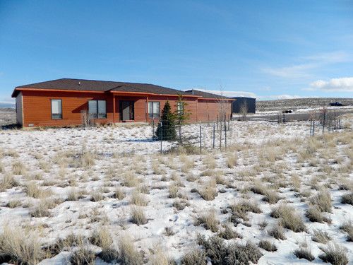 69 Two Buttes Rd, Saratoga, WY 82331