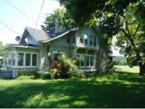 615 Mill St, South West City, MO 64863