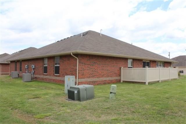 1211 Ozark Avenue, Mountain Home, AR 72653