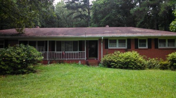 5390 Hearn Rd, Ellenwood, GA 30294