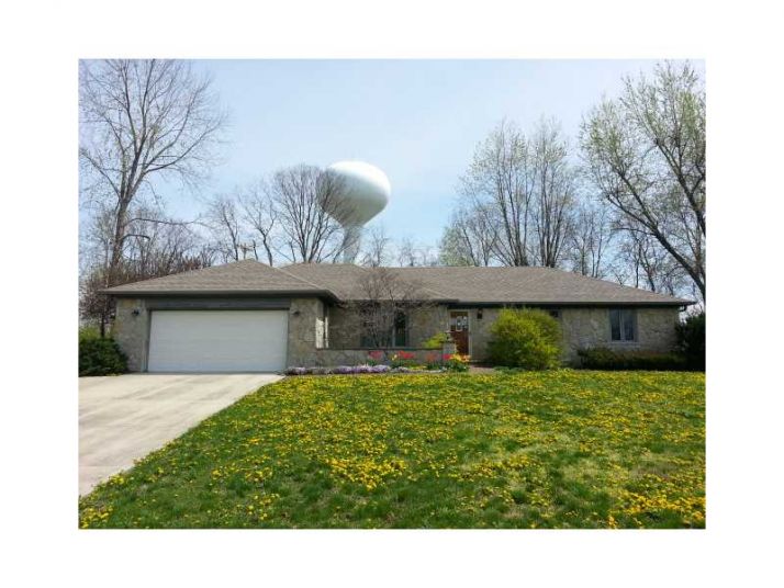 75 S Restin Rd, Greenwood, IN 46142