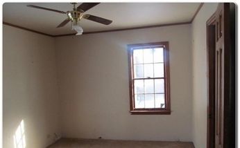 239 S Mclean Blvd, Elgin, IL 60123
