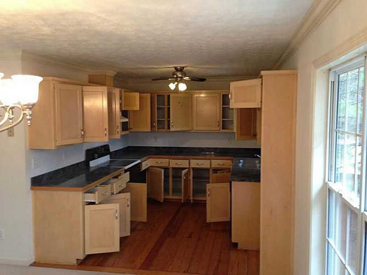 1161 Granite Lane, Loganville, GA 30052