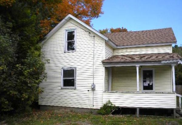 30 Brown St, Union City, PA 16438