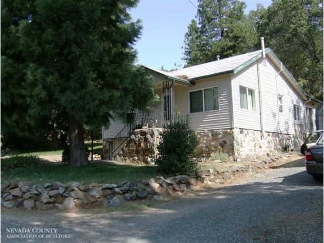 260 Hughes Rd, Grass Valley, CA 95945