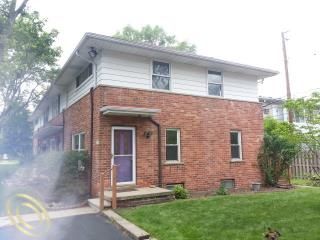 2604 Rochester Rd # 4, Royal Oak, MI 48073