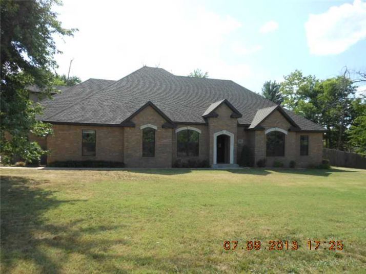 5957 Dearing Rd, Springdale, AR 72762