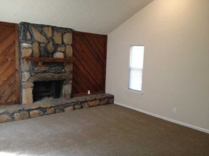 6806 Knollwood Drive, Douglasville, GA 30135