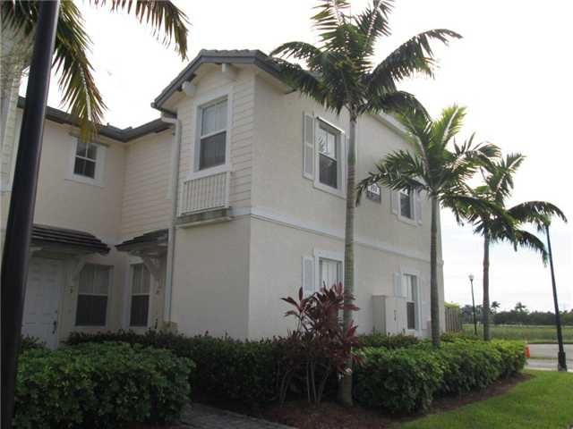 153 SE 28 PL # 10, Homestead, FL 33033