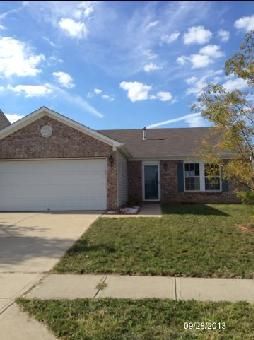 5606 Grassy Bank Dr, Indianapolis, IN 46237