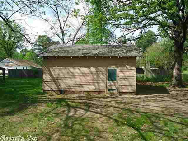 809 E Joslyn, Gurdon, AR 71743