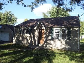 2006 State St, East Carondelet, IL 62240