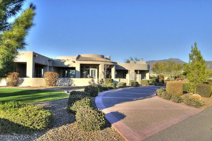 39211 N School House Road, Cave Creek, AZ 85331