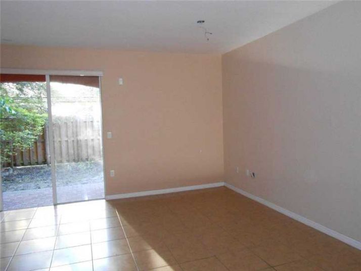 9114 SW 152 # 0, Miami, FL 33196