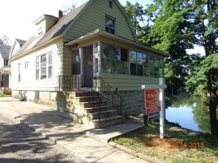 307 Hillside Ct, Elkhart, IN 46516