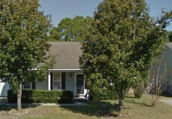 719 Brewster Ln, Wilmington, NC 28412