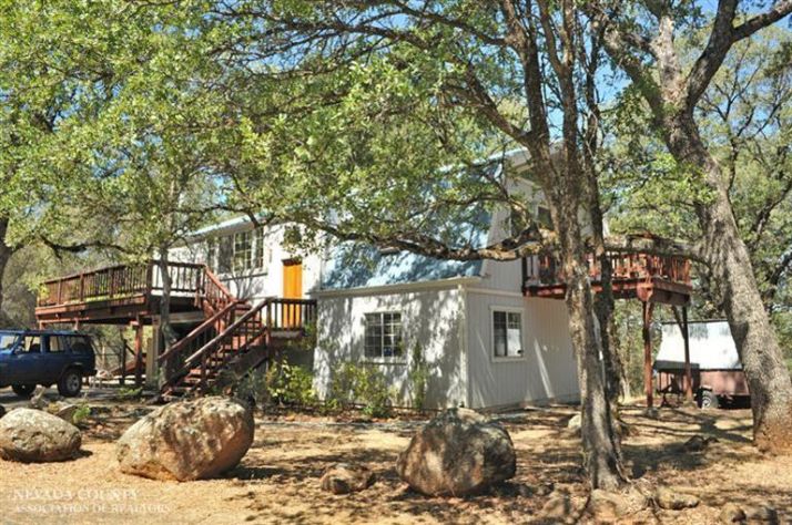 19390 Valkenburg Lane, Grass Valley, CA 95949