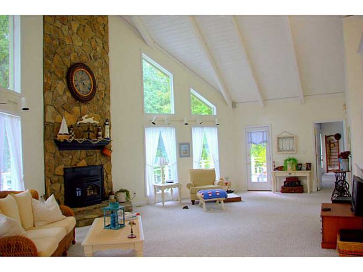 5912 Chimney Springs Road, Buford, GA 30518