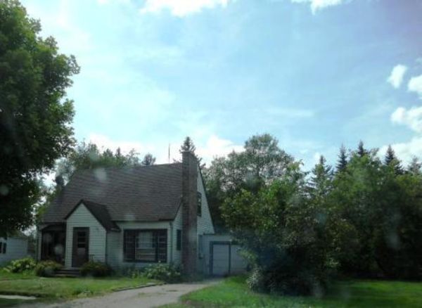 113 Spruce Avenue Southwest, Bagley, MN 56621