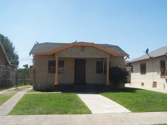 1114 W 84th Pl, Los Angeles, CA 90044