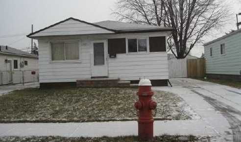 27156 Winslow, Warren, MI 48092
