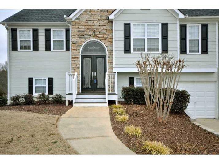 758 Beranda Circle, Douglasville, GA 30134