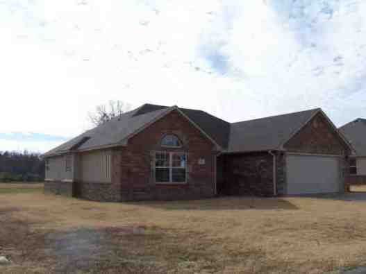 523 Black Creek Ln, Hackett, AR 72937