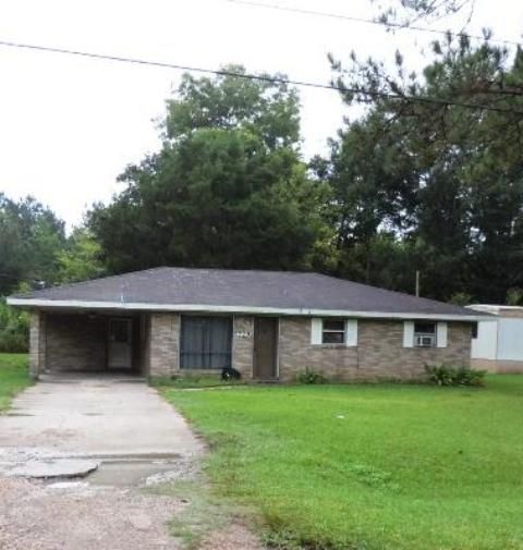 729 Sidney Drive, Breaux Bridge, LA 70517