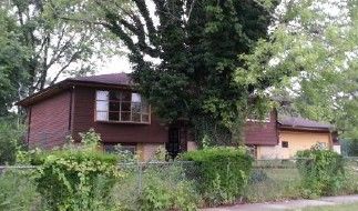 342 Crestwood Dr, Michigan City, IN 46360